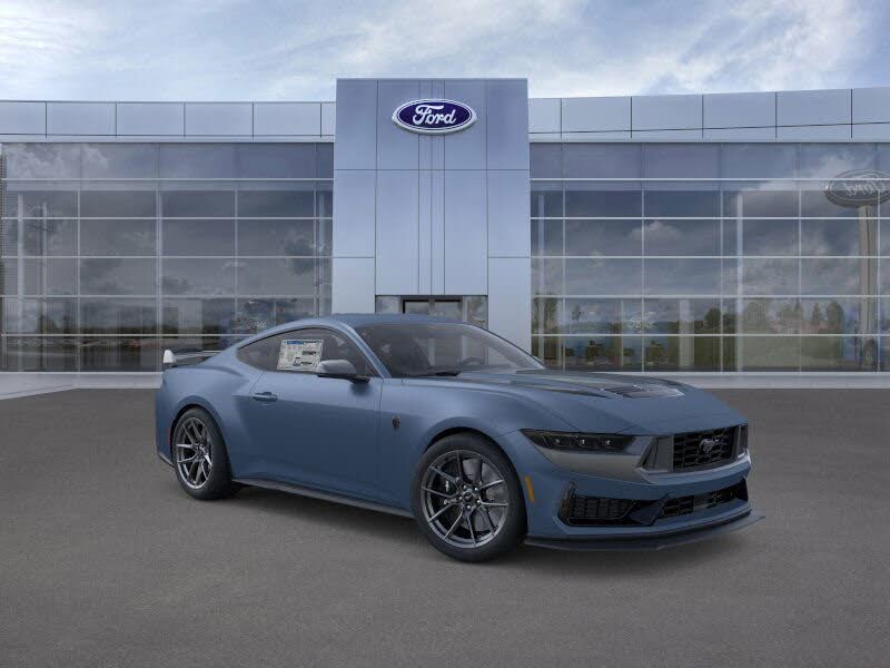 2025 Ford Mustang Dark Horse Fastback RWD