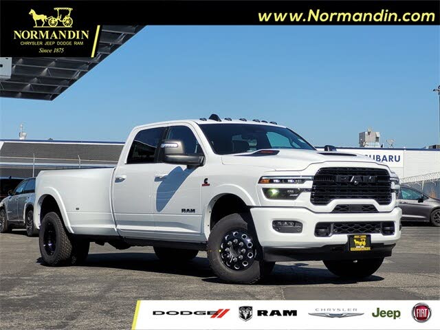 2025 RAM 3500 Limited Crew Cab LB DRW 4WD