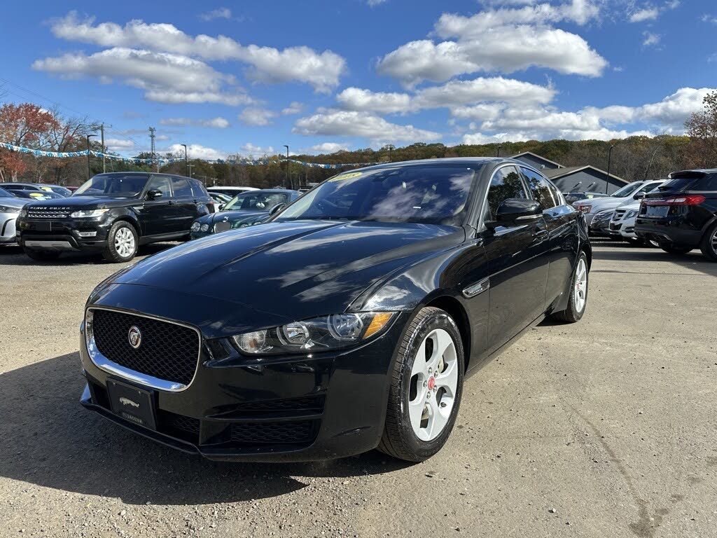 2018 Jaguar XE 25t AWD