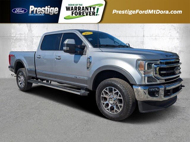 2022 Ford F-250 Super Duty Lariat Crew Cab 4WD