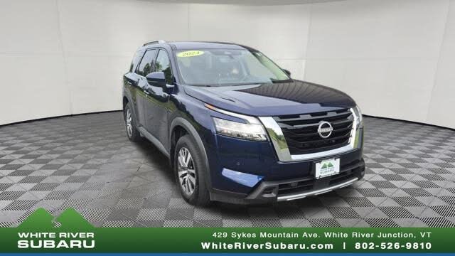 2024 Nissan Pathfinder SL 4WD