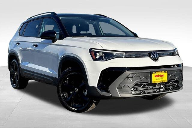 2025 Volkswagen Taos SE Black 4Motion