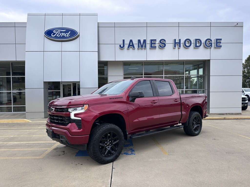 2022 Chevrolet Silverado 1500 RST Crew Cab 4WD