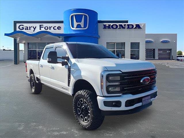2025 Ford F-250 Super Duty Platinum Crew Cab 4WD