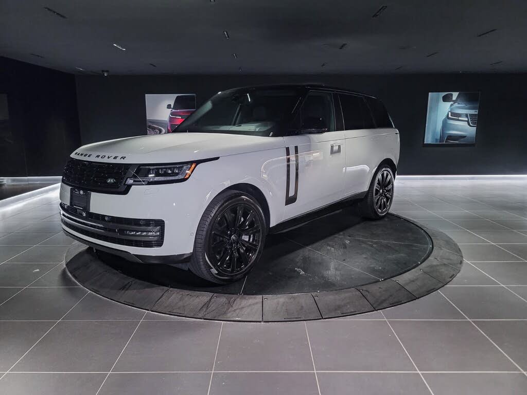 2025 Land Rover Range Rover P550e SE AWD
