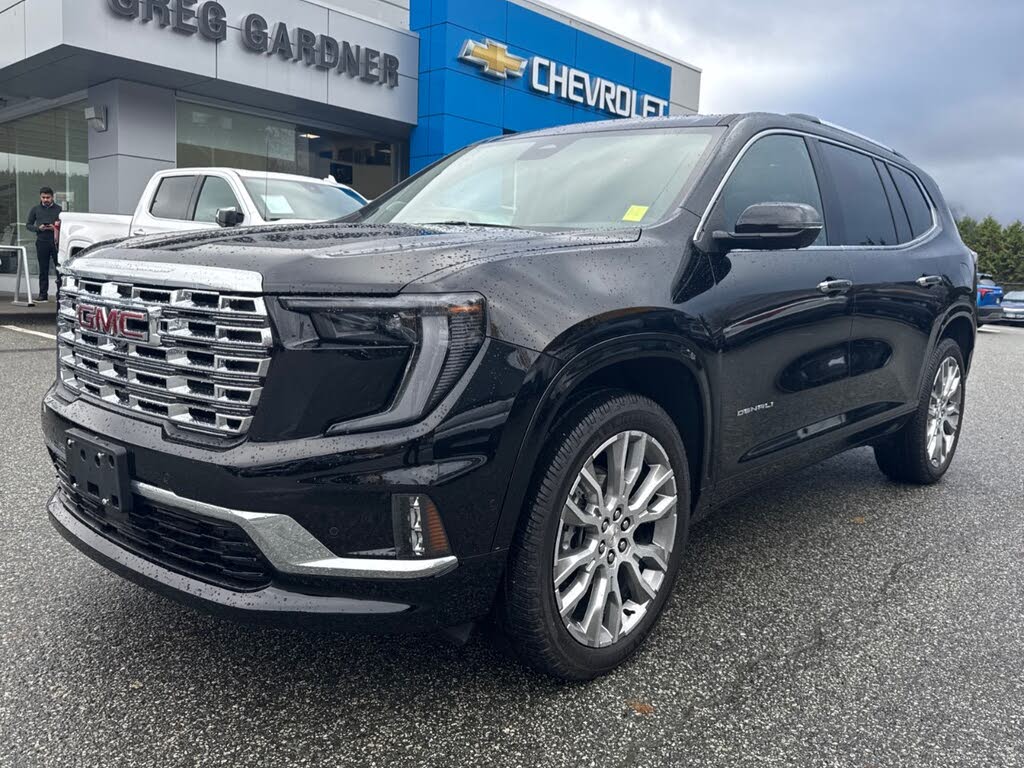 2025 GMC Acadia Denali AWD