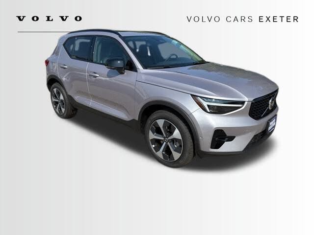 2026 Volvo XC40 B5 Plus AWD