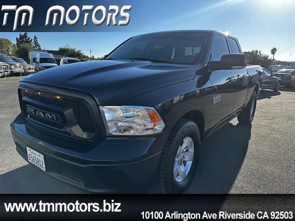 2017 RAM 1500 SLT Quad Cab RWD