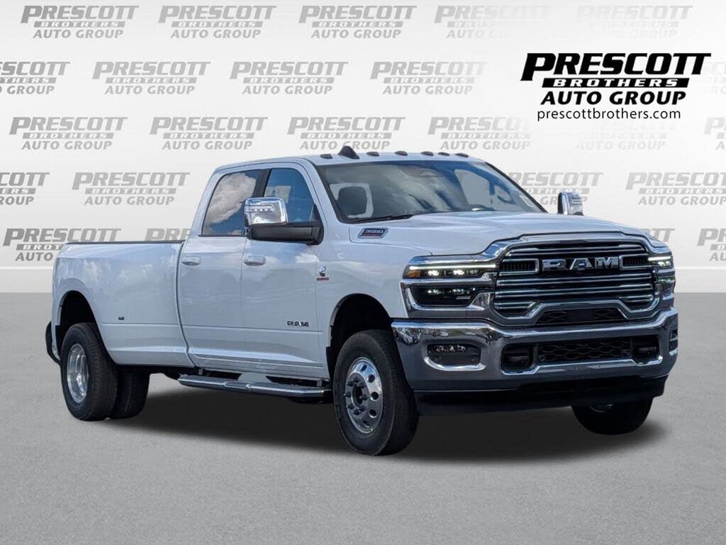 2026 RAM 3500 Laramie Crew Cab LB DRW 4WD