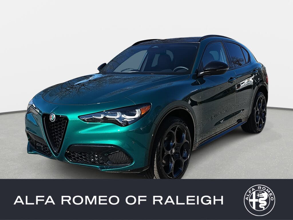 2025 Alfa Romeo Stelvio AWD