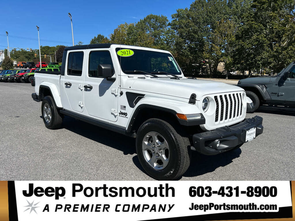 2021 Jeep Gladiator Freedom Crew Cab 4WD
