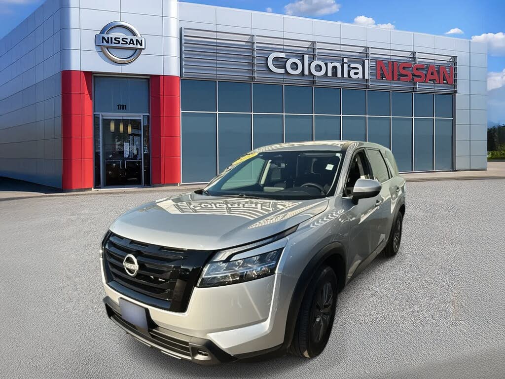 2022 Nissan Pathfinder S 4WD