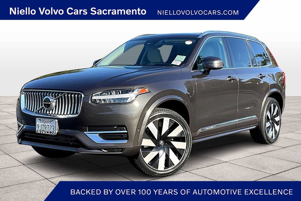 2023 Volvo XC90 Recharge T8 Ultimate Bright Theme 6-Passenger eAWD