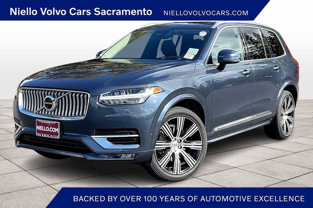 2023 Volvo XC90 B6 Ultimate Bright Theme 7-Passenger AWD