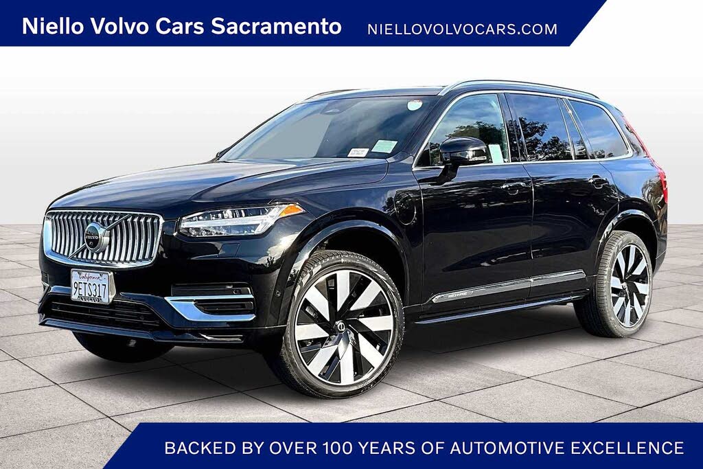 2023 Volvo XC90 Recharge T8 Ultimate Bright Theme 7-Passenger eAWD