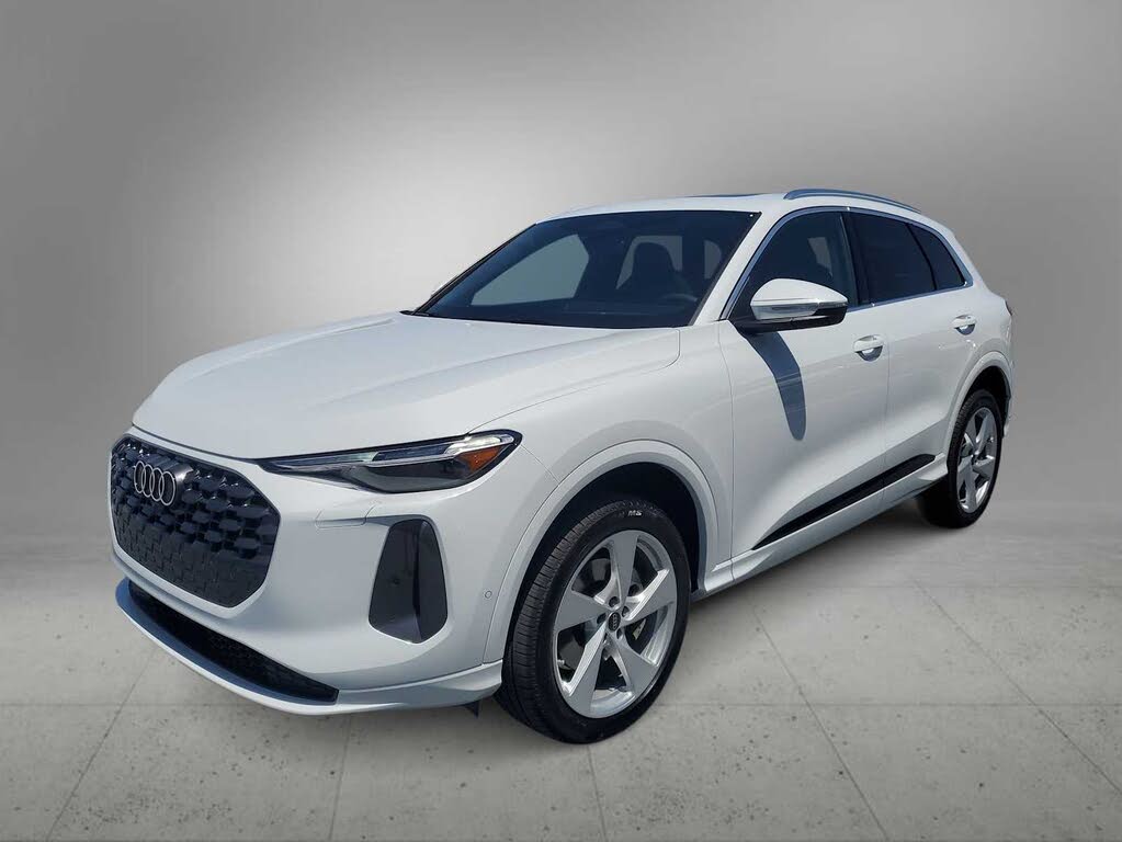 2025 Audi Q5 quattro Premium Plus 40 TFSI