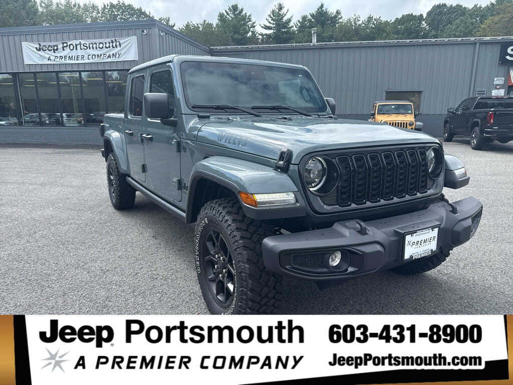 2025 Jeep Gladiator Willys Crew Cab 4WD