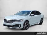 Volkswagen Passat 2.0T R-Line FWD
