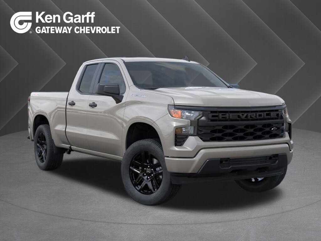 2026 Chevrolet Silverado 1500 Custom Double Cab 4WD