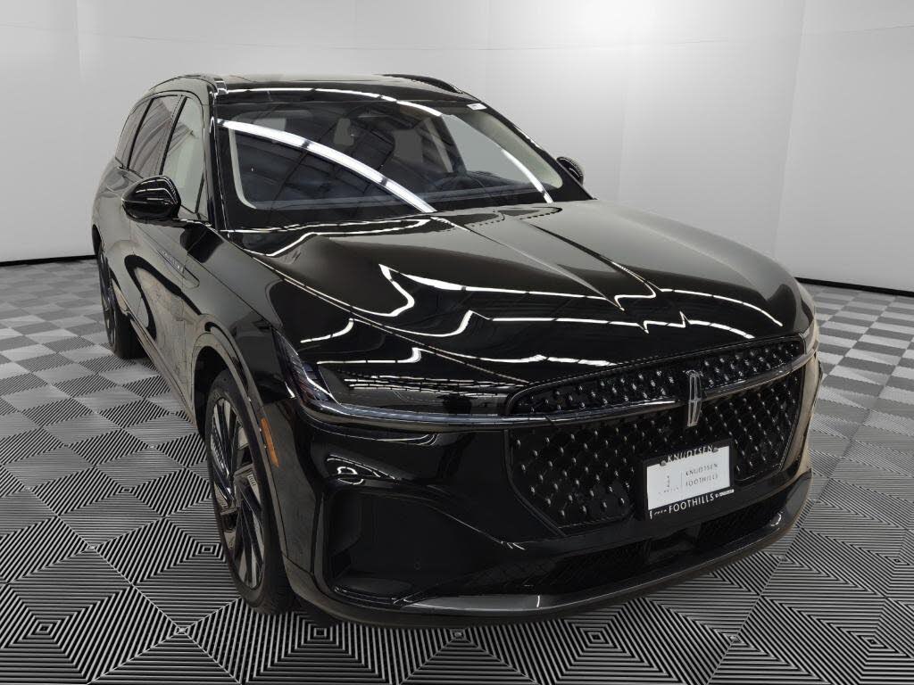 2026 Lincoln Nautilus Reserve AWD