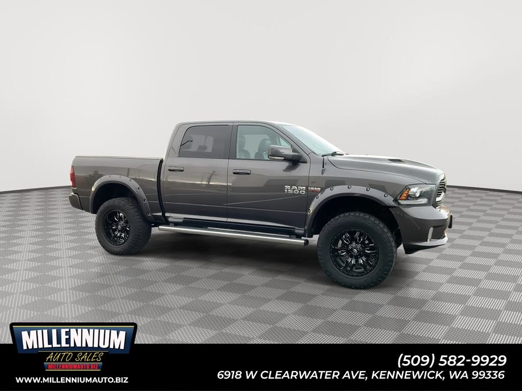 2018 RAM 1500 Sport Crew Cab 4WD