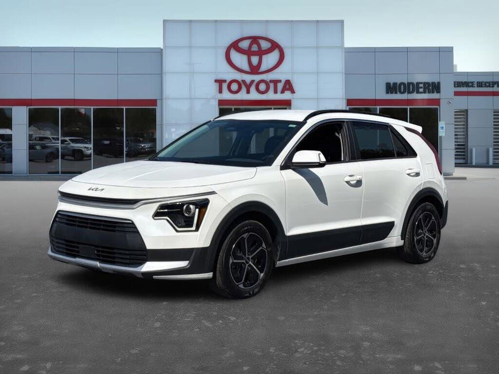 2023 Kia Niro EX FWD