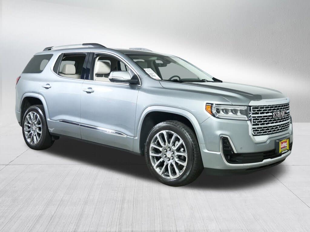 2023 GMC Acadia Denali AWD