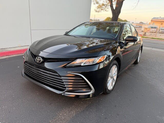 2024 Toyota Camry LE FWD