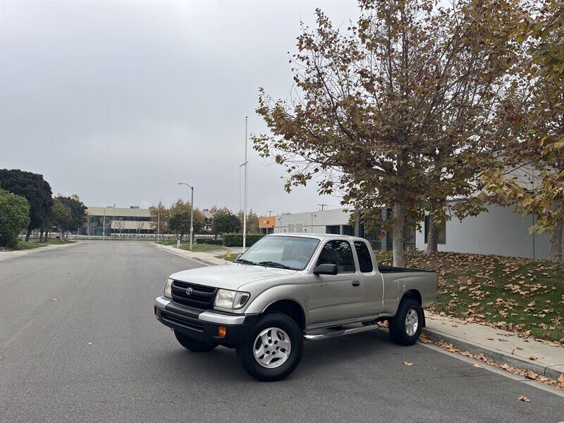 2000 Toyota Tacoma 2 Dr Prerunner V6 Extended Cab