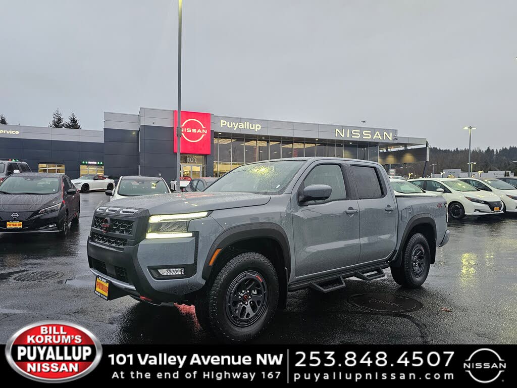 2025 Nissan Frontier PRO-4X Crew Cab 4WD