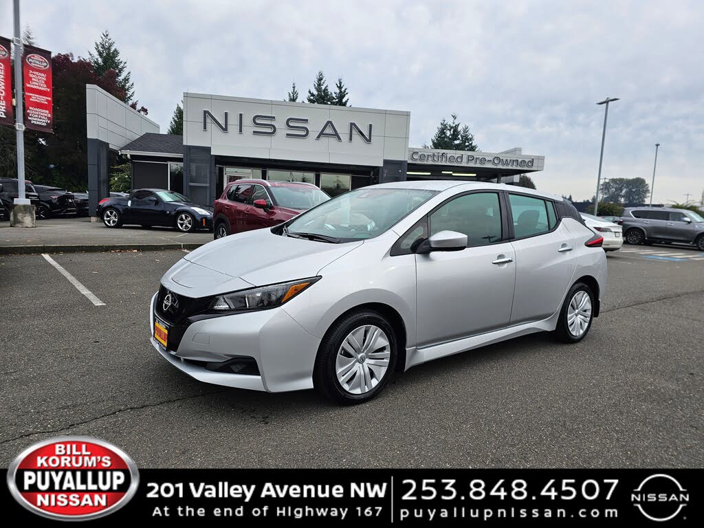 2025 Nissan LEAF S FWD