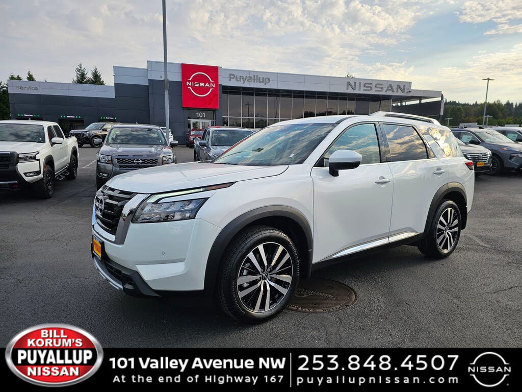 2025 Nissan Pathfinder Platinum 4WD
