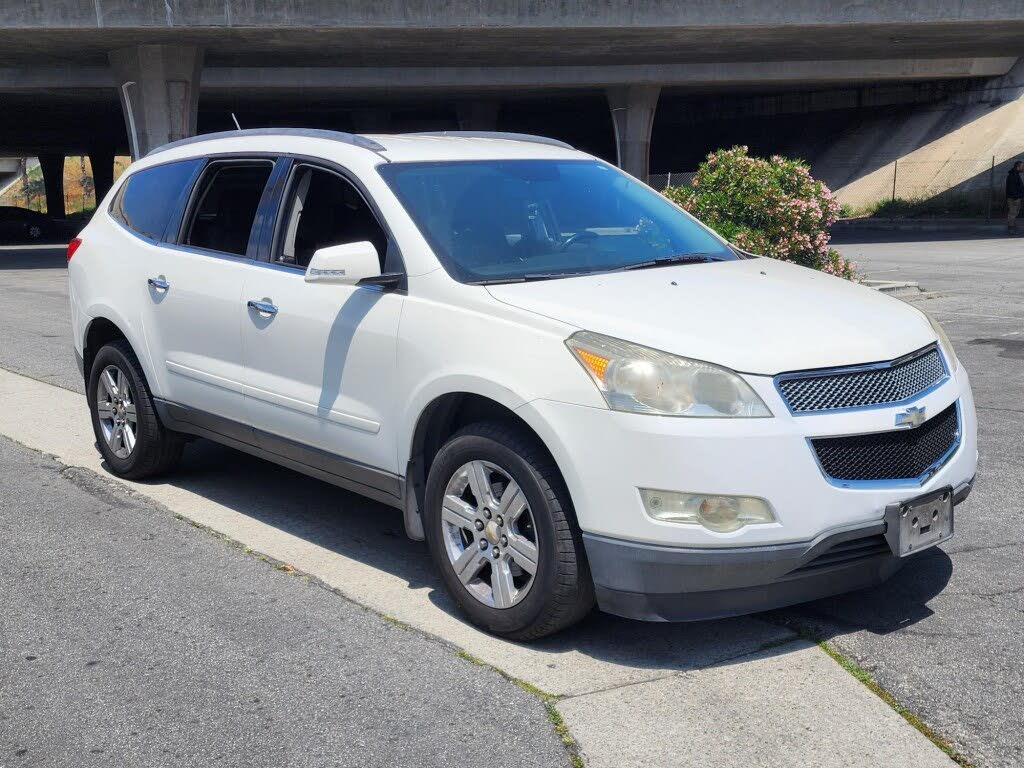 2012 Chevrolet Traverse LS FWD