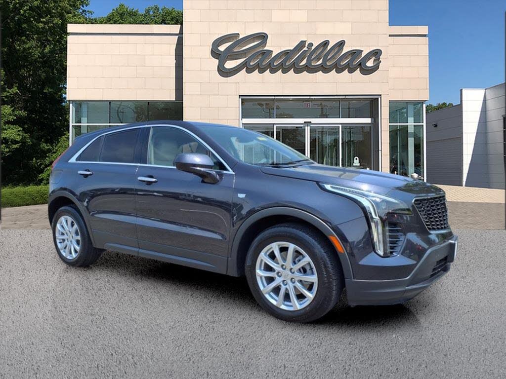 2022 Cadillac XT4 Luxury FWD