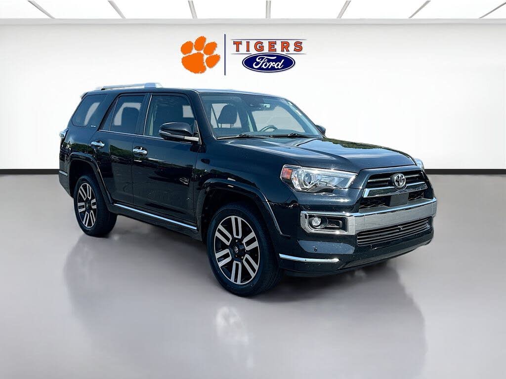 2022 Toyota 4Runner Limited RWD