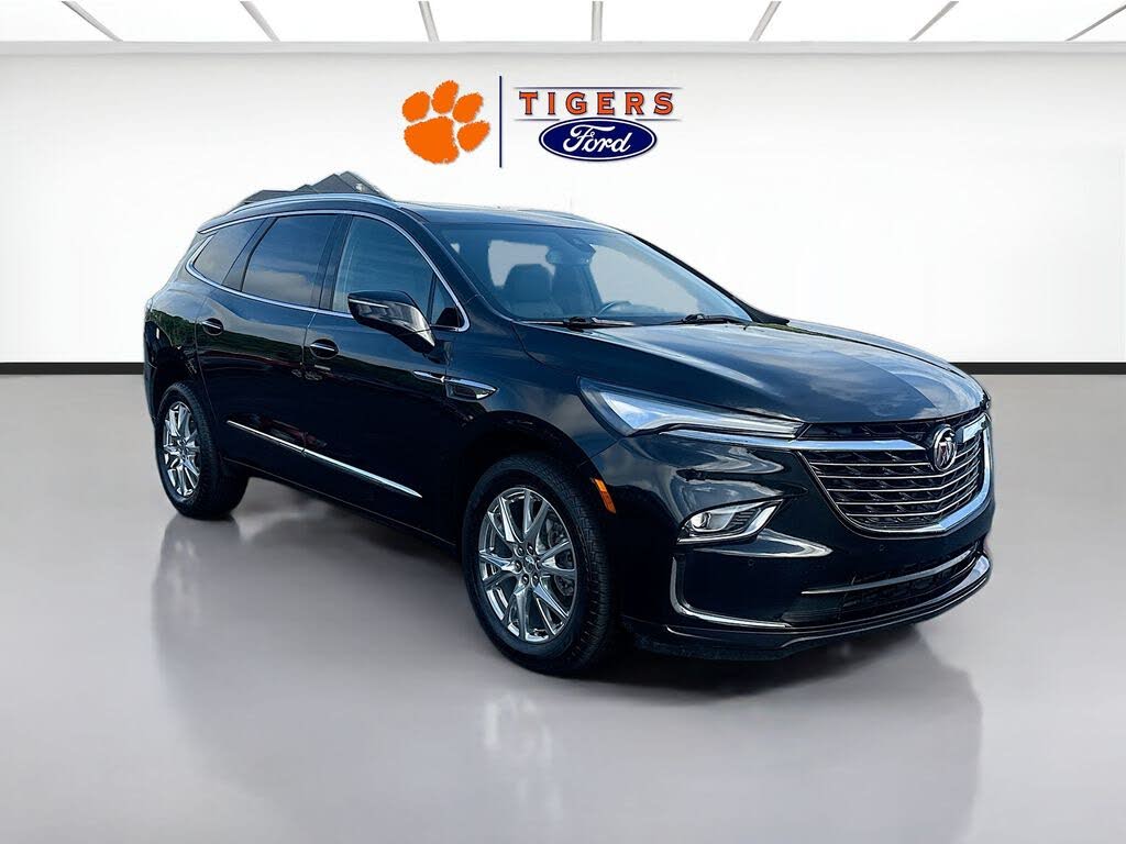 2023 Buick Enclave Essence FWD