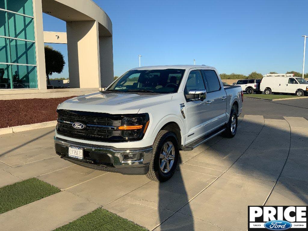 2025 Ford F-150 XLT SuperCrew 4WD