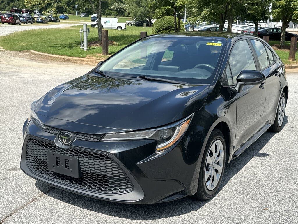2022 Toyota Corolla LE FWD