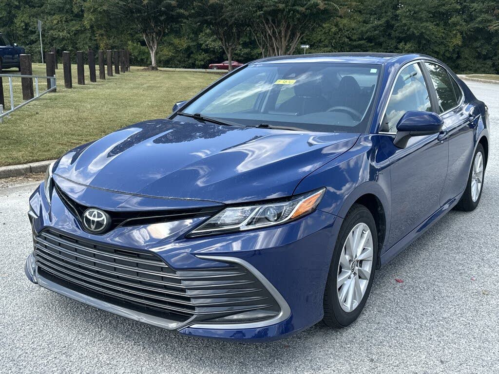 2024 Toyota Camry LE FWD