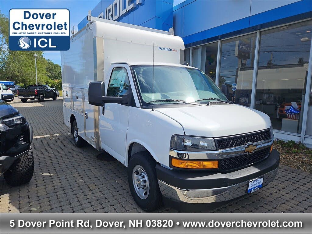 2025 Chevrolet Express Chassis 3500 Cutaway 139