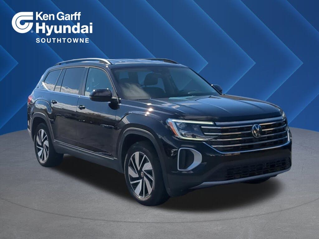 2025 Volkswagen Atlas SE 4Motion with Technology