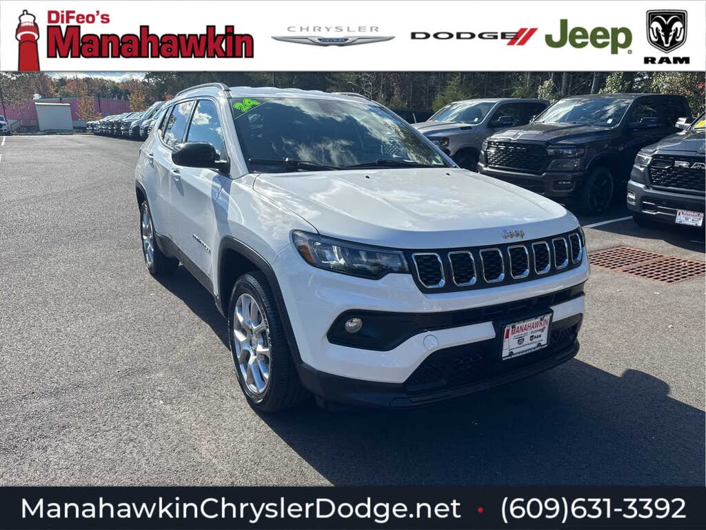 2024 Jeep Compass Latitude Lux 4WD