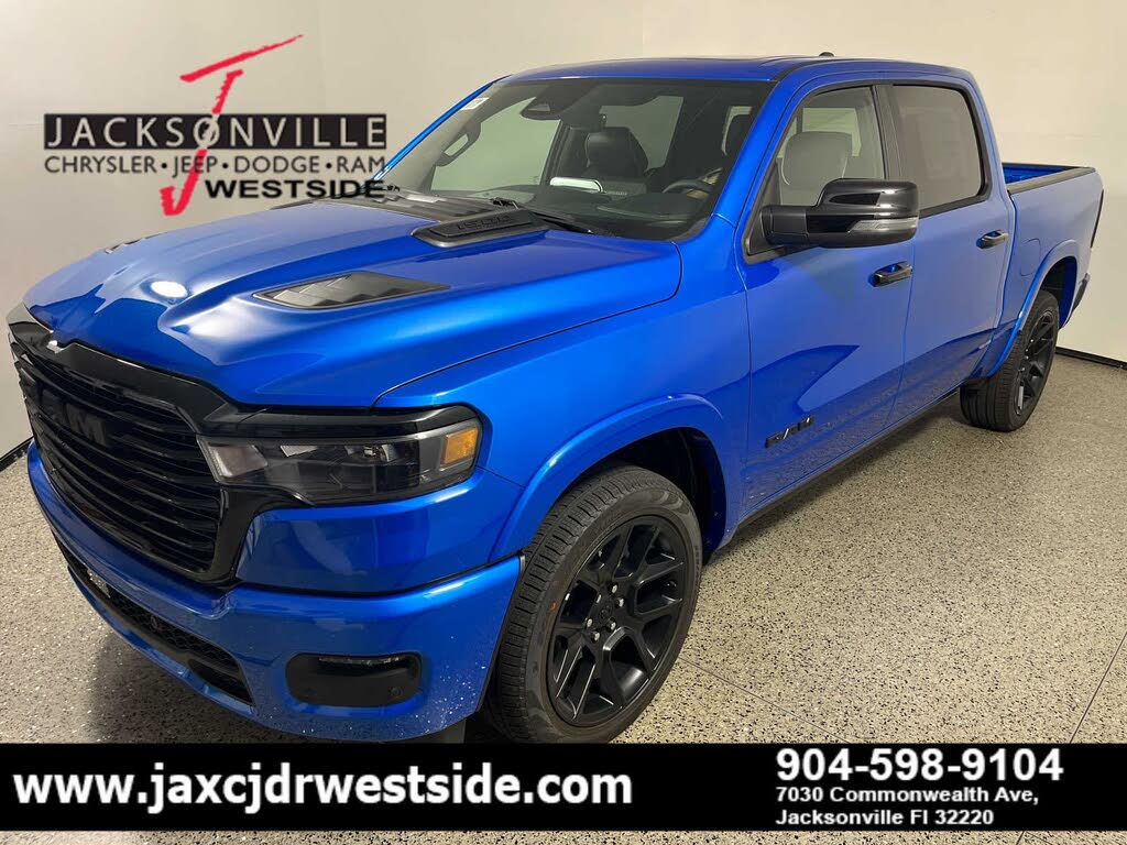 2026 RAM 1500 Laramie Crew Cab 4WD