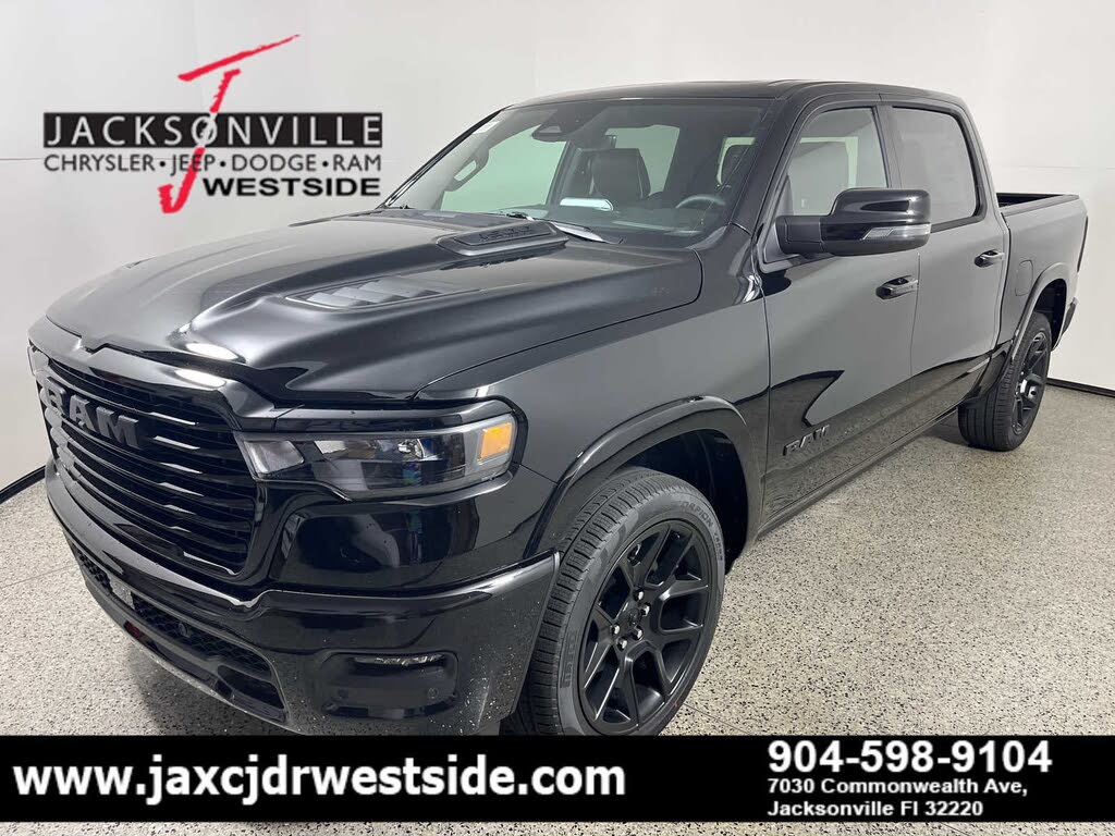 2026 RAM 1500 Laramie Crew Cab 4WD