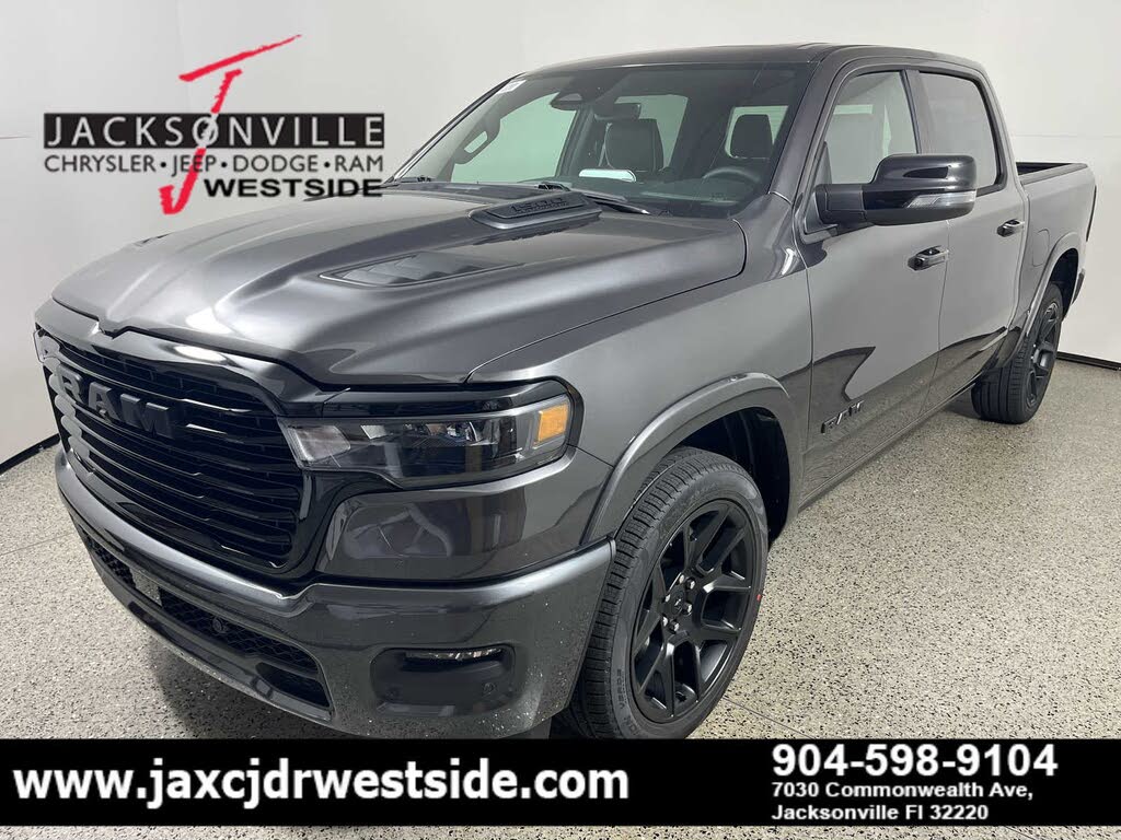 2026 RAM 1500 Laramie Crew Cab 4WD