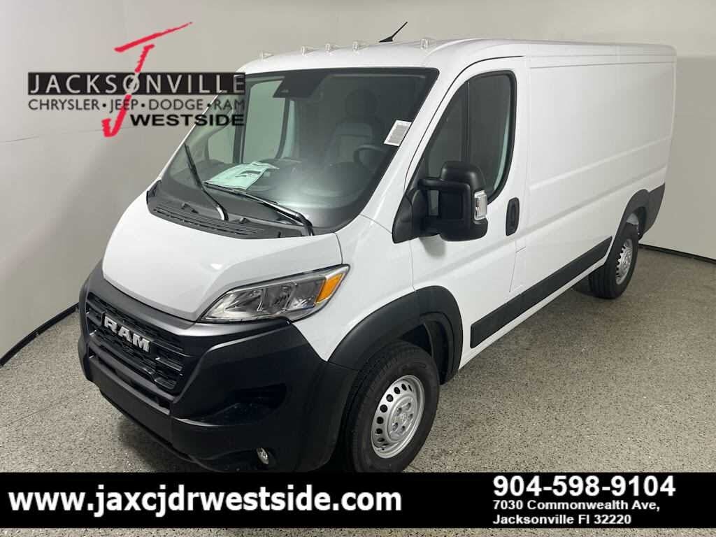 2026 RAM ProMaster 2500 Tradesman 136 Low Roof Cargo Van FWD