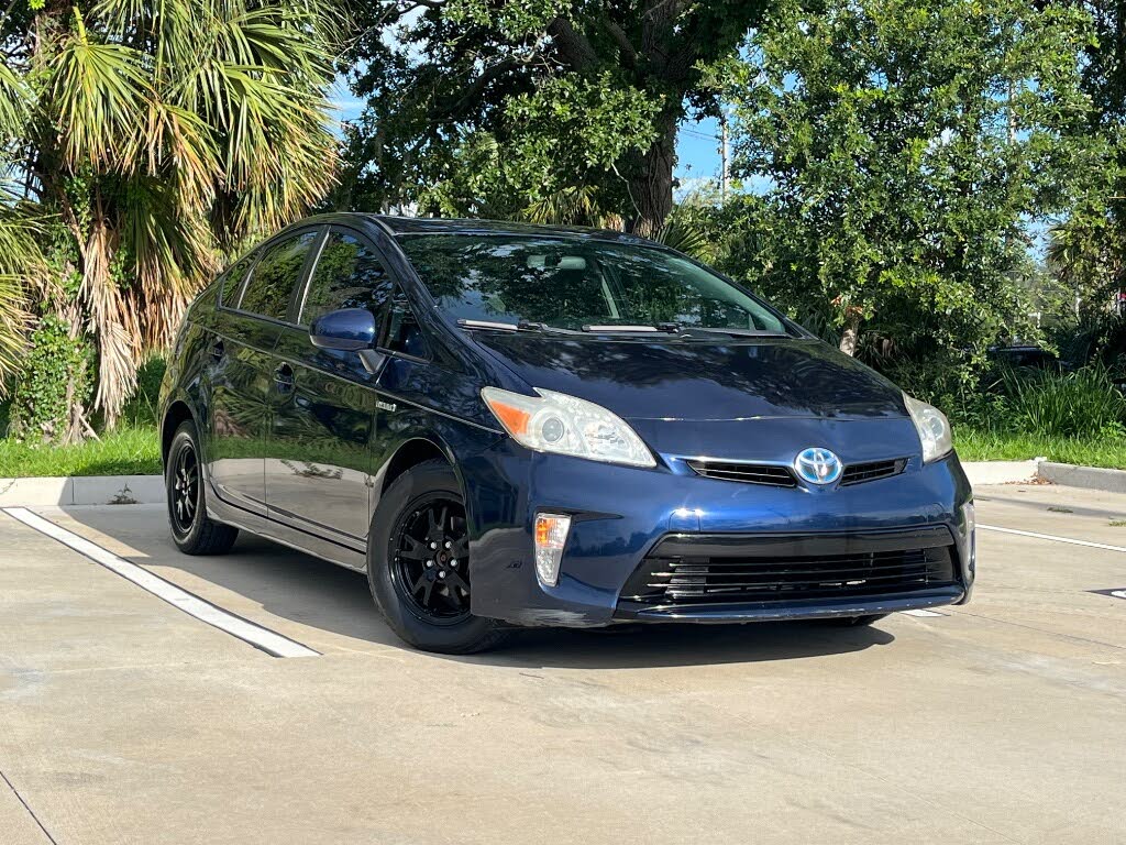 2013 Toyota Prius Base