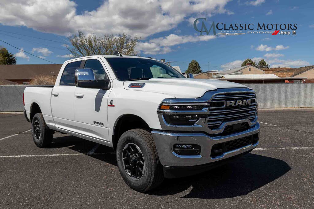 2025 RAM 2500 Laramie Crew Cab 4WD