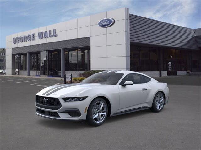 2025 Ford Mustang EcoBoost Fastback RWD