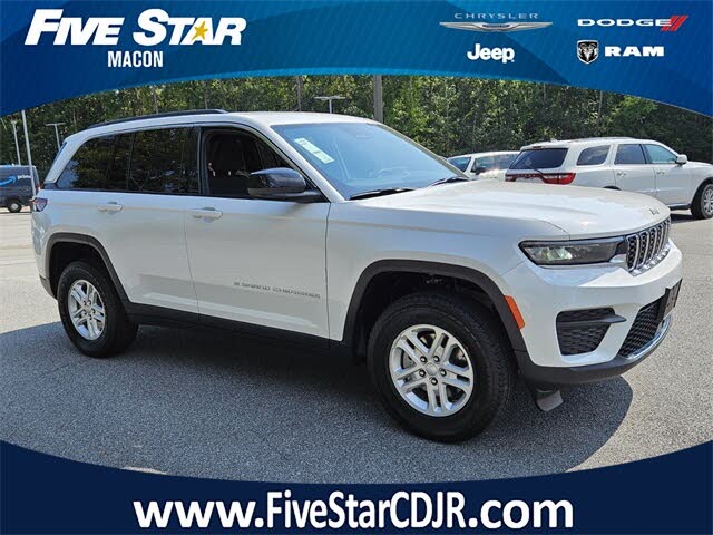 2025 Jeep Grand Cherokee Laredo 4WD